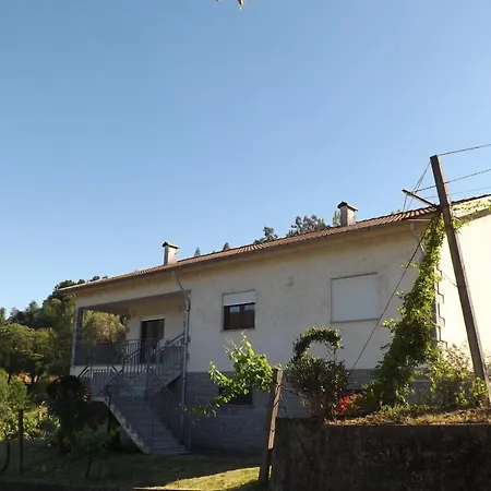 Casa Oliveira * Grovelas
