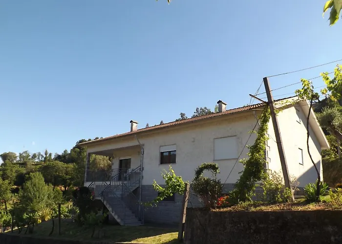 Casa Oliveira * Grovelas