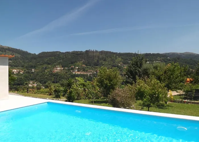 Casa Oliveira Grovelas